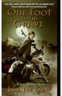 One Foot in the Grave - Jeaniene Frost