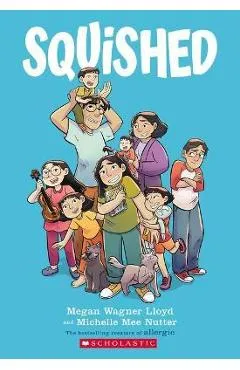 Squished: A Graphic Novel - Megan Wagner Lloyd